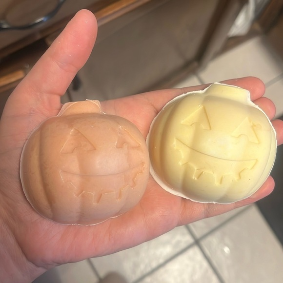 Hand Crafted Other - Tallow Soaps-Light Vanilla Pumpkins Hand Crafted